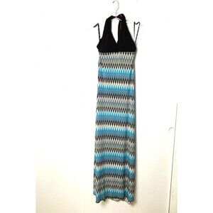 XOXO Maxi Dress Size M Women's Multicolor Zig Zag Chevron Halter Sleeveless